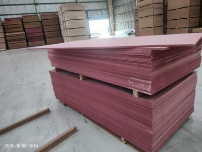 Damaged stock of plyboard